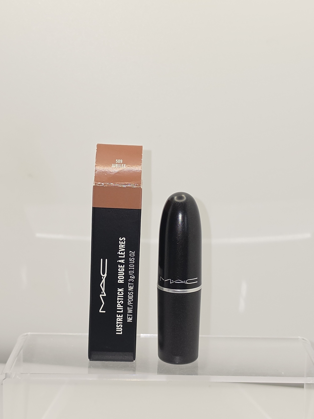 DISCONTINUED MAC Lustre Lipstick - 509 Jubilee - Picture 2 of 6